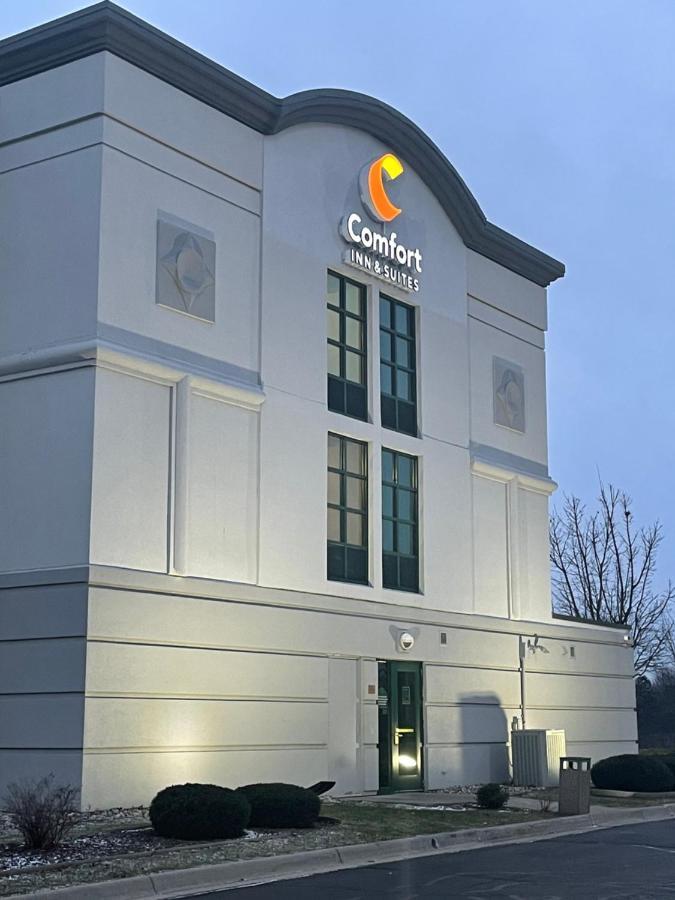 Comfort Inn & Suites Grand Blanc-Flint Dış mekan fotoğraf