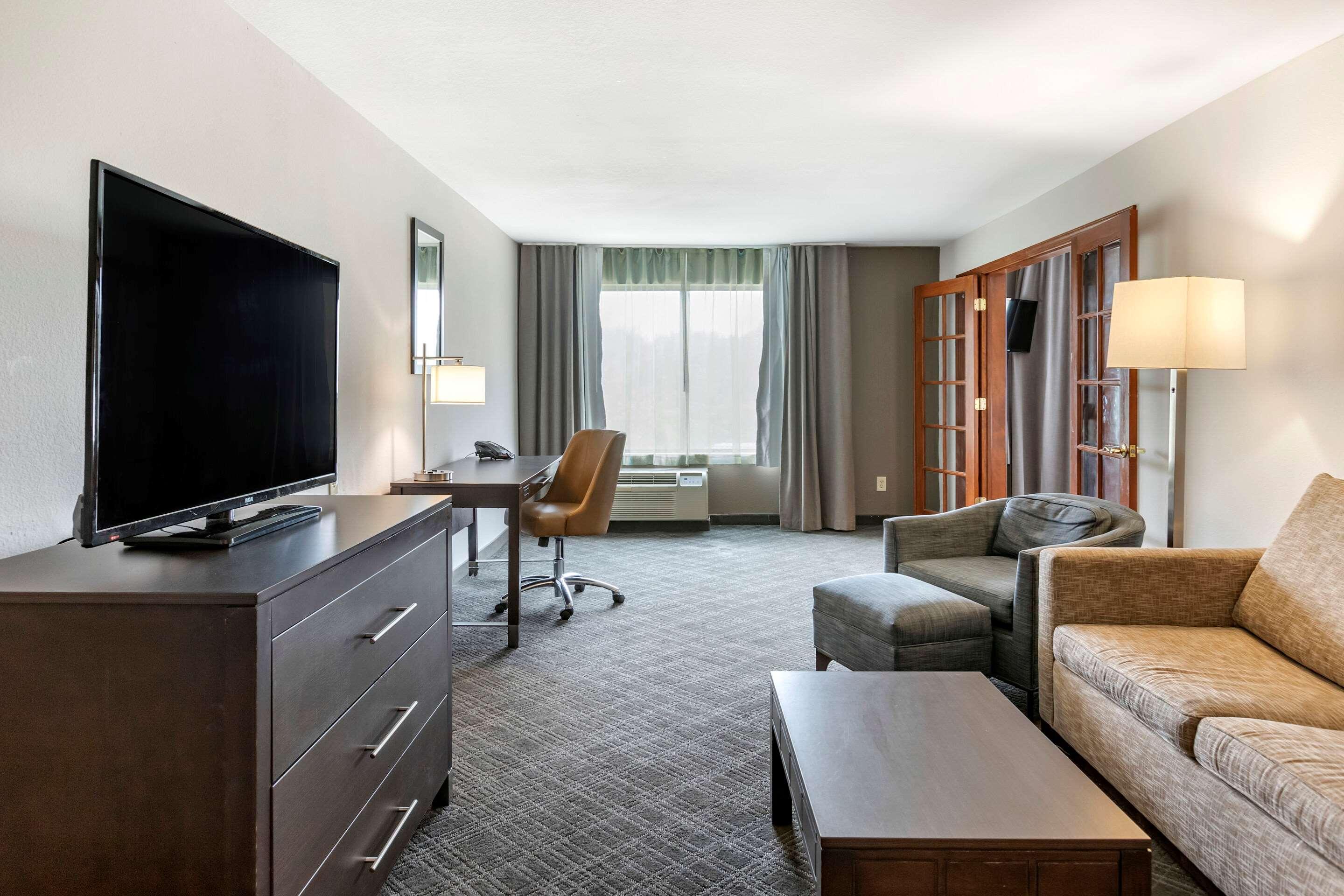 Comfort Inn & Suites Grand Blanc-Flint Dış mekan fotoğraf