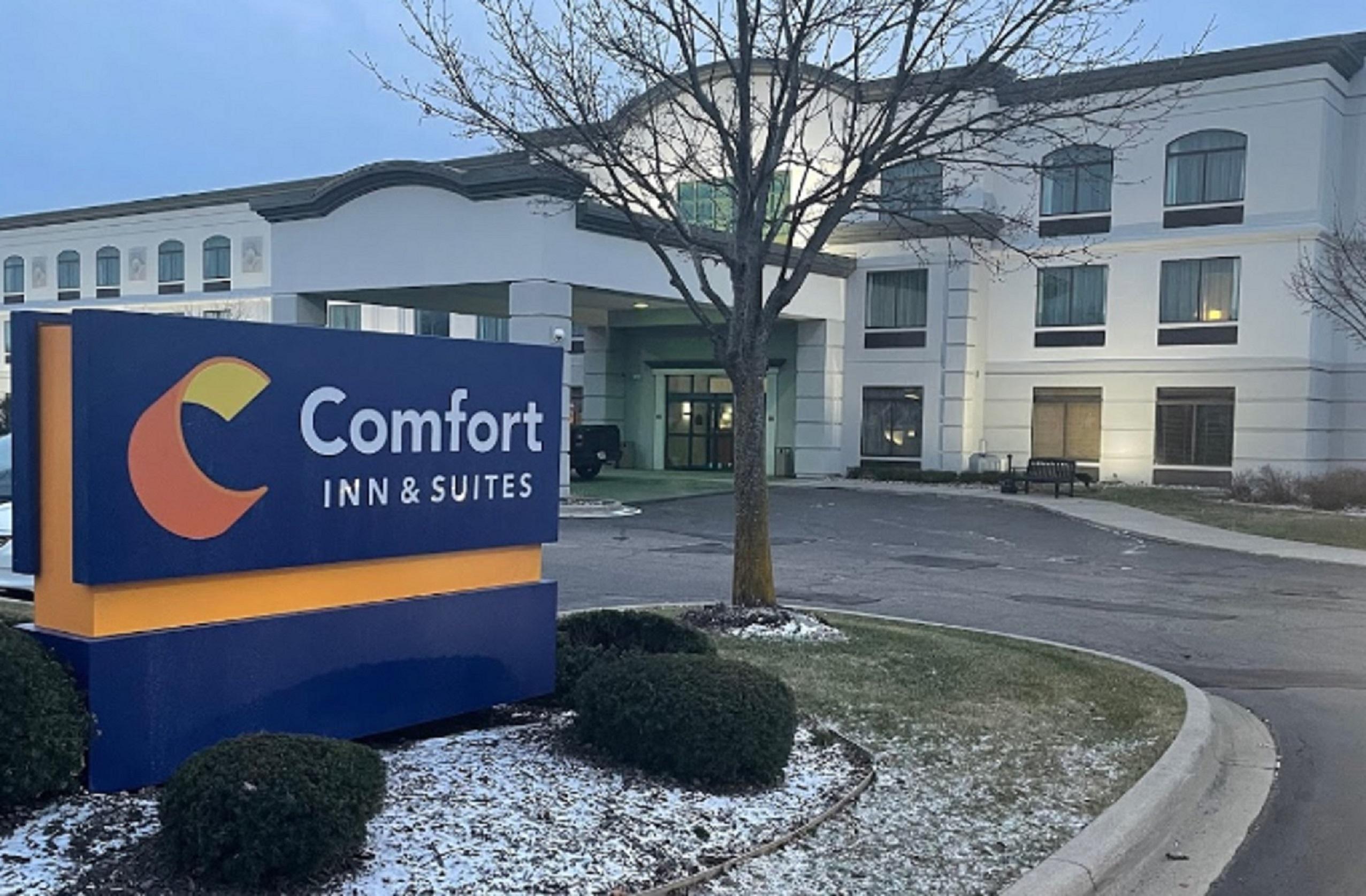 Comfort Inn & Suites Grand Blanc-Flint Dış mekan fotoğraf