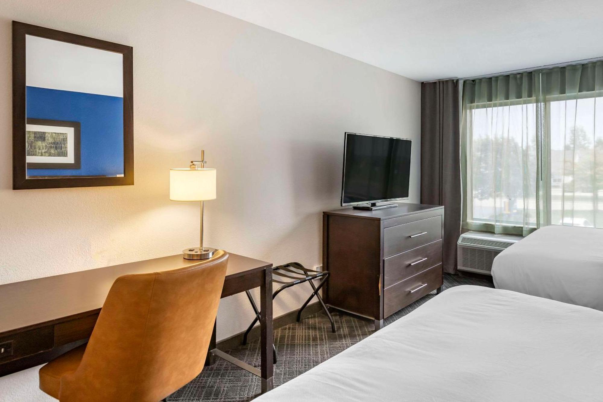 Comfort Inn & Suites Grand Blanc-Flint Dış mekan fotoğraf